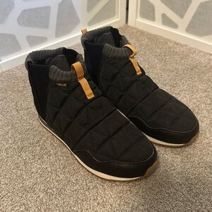 Teva ReEMBER Mid Indoor Slip on Shoe Size 9 Black